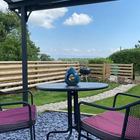 Delightful One Bed District